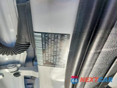 Zdjęcie 12 z 13 samochodu: 2019 VOLKSWAGEN BEETLE S VIN:3VWFD7AT5KM706345 - miniatura