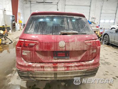 Zdjęcie 6 z 12 samochodu: 2018 VOLKSWAGEN TIGUAN SEL PREMIUM VIN:3VV4B7AX1JM029586 - miniatura
