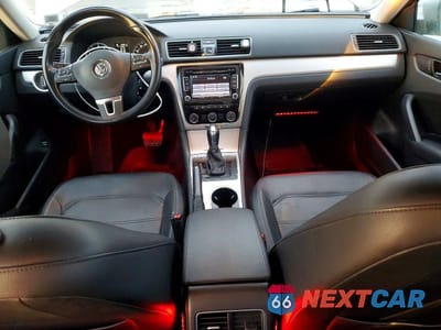 Zdjęcie 8 z 12 samochodu: 2013 VOLKSWAGEN PASSAT SE VIN:1VWBP7A30DC124244 - miniatura