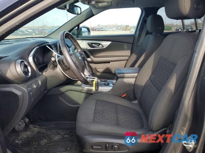 Zdjęcie 7 z 13 samochodu: 2020 CHEVROLET BLAZER 2LT VIN:3GNKBCRS2LS673949 - miniatura