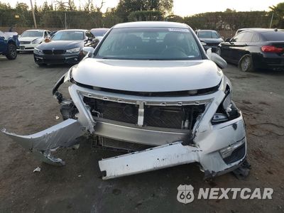 Piąte zdjęcie samochodu w środku: 2015 NISSAN ALTIMA 2.5 VIN:1N4AL3AP7FC426340 - miniatura