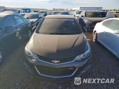 Piąte zdjęcie samochodu w środku: 2017 CHEVROLET CRUZE LT VIN:1G1BE5SM0H7121758 - miniatura