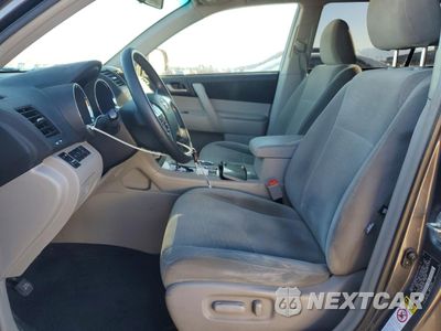 Zdjęcie 7 z 13 samochodu: 2011 TOYOTA HIGHLANDER BASE VIN:5TDBK3EH7BS091187 - miniatura