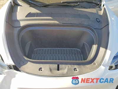 Zdjęcie 11 z 11 samochodu: 2024 TESLA MODEL Y VIN:7SAYGDEE6RA228190 - miniatura