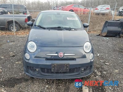 Piąte zdjęcie samochodu w środku: 2018 FIAT 500 POP VIN:3C3CFFKH4JT377604 - miniatura