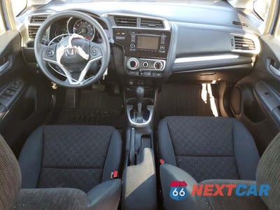 Zdjęcie 8 z 11 samochodu: 2015 HONDA FIT LX VIN:3HGGK5H58FM756219 - miniatura