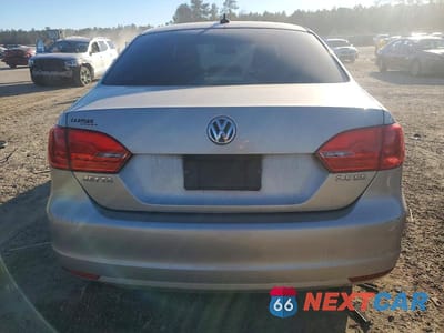 Zdjęcie 6 z 12 samochodu: 2013 VOLKSWAGEN JETTA SE VIN:3VWDP7AJ1DM216856 - miniatura