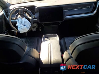 Zdjęcie 8 z 12 samochodu: 2023 RIVIAN R1S ADVENTURE VIN:7PDSGABA1PN021820 - miniatura