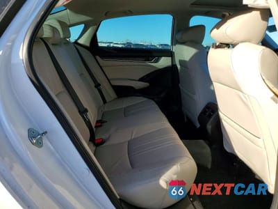 Zdjęcie 10 z 13 samochodu: 2018 HONDA ACCORD TOURING HYBRID VIN:1HGCV3F91JA014170 - miniatura