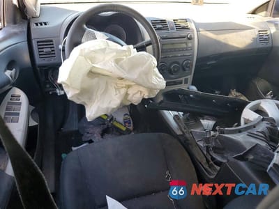 Zdjęcie 8 z 11 samochodu: 2010 TOYOTA COROLLA BASE VIN:1NXBU4EE2AZ354617 - miniatura