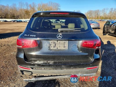 Zdjęcie 6 z 12 samochodu: 2021 MERCEDES-BENZ GLC 300 VIN:W1N0G8DB2MV306771 - miniatura