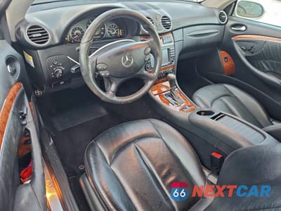 Zdjęcie 8 z 14 samochodu: 2008 MERCEDES-BENZ CLK 350 VIN:WDBTK56F18T094561 - miniatura