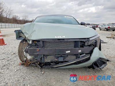 Piąte zdjęcie samochodu w środku: 2025 KIA K4 GT-LINE TURBO VIN:3KPFW4DC4SE112945 - miniatura