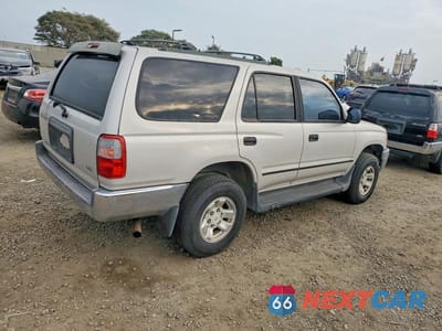 Trzecie zdjęcie samochodu z tyłu: 2000 TOYOTA 4RUNNER VIN:JT3GM84R3Y0058047 - miniatura