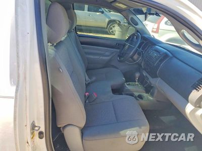Zdjęcie 10 z 11 samochodu: 2012 TOYOTA TACOMA VIN:5TFNX4CN5CX014777 - miniatura