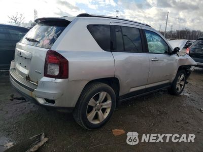 Trzecie zdjęcie samochodu z tyłu: 2014 JEEP COMPASS LATITUDE VIN:1C4NJDEB8ED535954 - miniatura