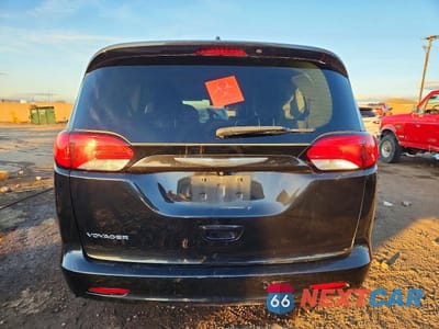 Zdjęcie 6 z 13 samochodu: 2021 CHRYSLER VOYAGER LXI VIN:2C4RC1DG3MR520863 - miniatura