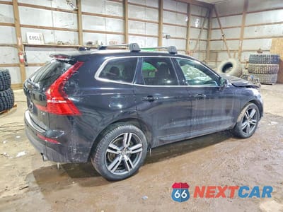 Trzecie zdjęcie samochodu z tyłu: 2019 VOLVO XC60 T6 VIN:YV4A22RK1K1379907 - miniatura