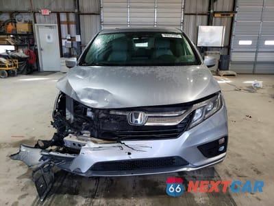Piąte zdjęcie samochodu w środku: 2019 HONDA ODYSSEY EXL VIN:5FNRL6H70KB128987 - miniatura