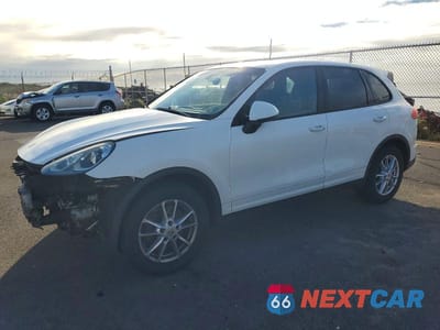 2016 PORSCHE CAYENNE WP1AA2A21GLA11612 - główne zdjęcie licytacji z USA - miniatura