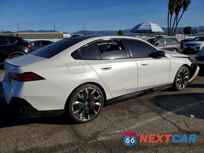 Trzecie zdjęcie samochodu z tyłu: 2024 BMW I5 M60 VIN:WBY43FK00RCR91509 - miniatura
