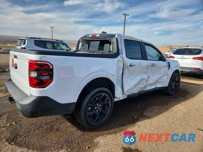 Trzecie zdjęcie samochodu z tyłu: 2025 FORD MAVERICK LARIAT VIN:3FTTW8SA2SRA20382 - miniatura