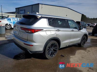 Trzecie zdjęcie samochodu z tyłu: 2022 MITSUBISHI OUTLANDER SE VIN:JA4J3UA85NZ090041 - miniatura