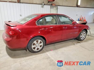 Trzecie zdjęcie samochodu z tyłu: 2008 KIA OPTIMA LX VIN:KNAGE123X85217967 - miniatura