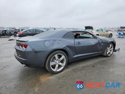 Trzecie zdjęcie samochodu z tyłu: 2011 CHEVROLET CAMARO 2SS VIN:2G1FK1EJ7B9157845 - miniatura