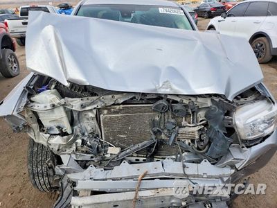 Zdjęcie 11 z 12 samochodu: 2019 TOYOTA TACOMA VIN:3TMCZ5AN1KM283289 - miniatura