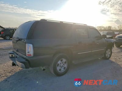 Trzecie zdjęcie samochodu z tyłu: 2004 CHEVROLET SUBURBAN C1500 VIN:1GNEC16Z14J264585 - miniatura