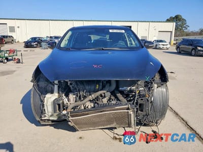 Piąte zdjęcie samochodu w środku: 2016 KIA SORENTO LX VIN:5XYPG4A37GG002441 - miniatura