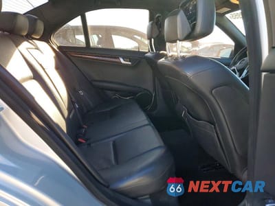 Zdjęcie 10 z 13 samochodu: 2012 MERCEDES-BENZ C 300 4MATIC VIN:WDDGF8BB2CR193865 - miniatura