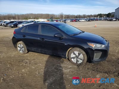 Czwarte zdjęcie samochodu z boku: 2018 HYUNDAI IONIQ BLUE VIN:KMHC65LC1JU102816 - miniatura