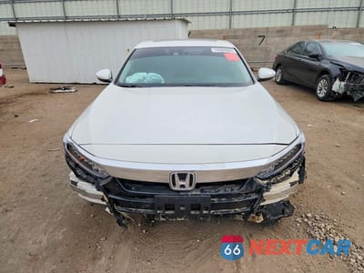 Piąte zdjęcie samochodu w środku: 2018 HONDA ACCORD EX VIN:1HGCV1F43JA143262 - miniatura