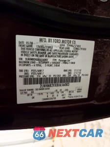 Zdjęcie 12 z 12 samochodu: 2008 LINCOLN TOWN CAR SIGNATURE LIMITED VIN:2LNHM82VX8X656083 - miniatura