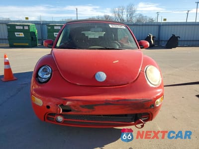 Piąte zdjęcie samochodu w środku: 2004 VOLKSWAGEN NEW BEETLE GLS VIN:3VWCD21Y24M303590 - miniatura