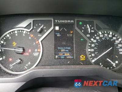 Zdjęcie 9 z 12 samochodu: 2025 TOYOTA TUNDRA CREWMAX SR VIN:5TFLA5DB2SX245833 - miniatura