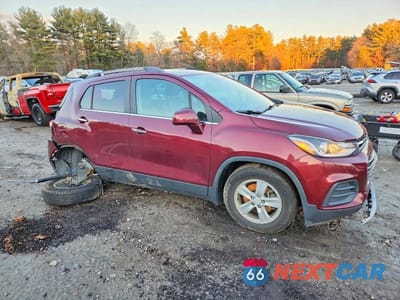 Czwarte zdjęcie samochodu z boku: 2017 CHEVROLET TRAX 1LT VIN:3GNCJLSB1HL269480 - miniatura