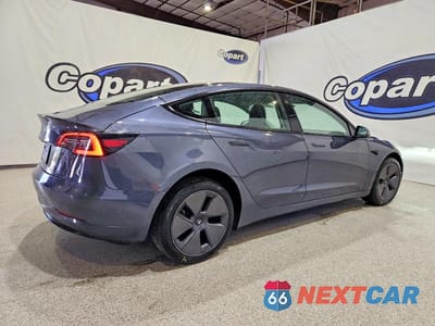 Trzecie zdjęcie samochodu z tyłu: 2023 TESLA MODEL 3 * RUNS & DRIVES * PRIOR FLEET * VIN:5YJ3E1EA2PF449018 - miniatura