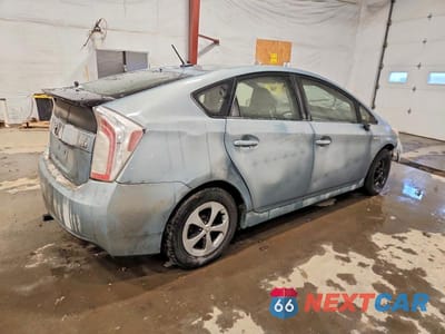 Trzecie zdjęcie samochodu z tyłu: 2015 TOYOTA PRIUS VIN:JTDKN3DU2F1991505 - miniatura