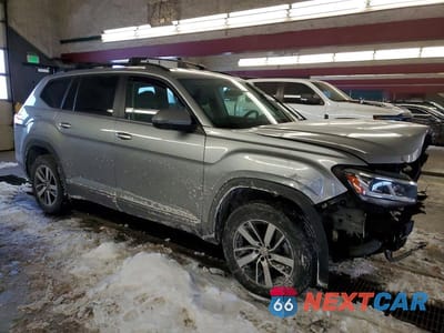 Czwarte zdjęcie samochodu z boku: 2022 VOLKSWAGEN ATLAS SE VIN:1V2LP2CA9NC540783 - miniatura