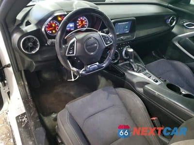 Zdjęcie 8 z 12 samochodu: 2019 CHEVROLET CAMARO LS VIN:1G1FB1RX6K0114882 - miniatura