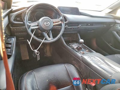 Zdjęcie 8 z 11 samochodu: 2019 MAZDA 3 PREMIUM VIN:JM1BPANM1K1139234 - miniatura