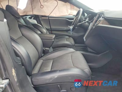 Zdjęcie 7 z 12 samochodu: 2018 TESLA MODEL S VIN:5YJSA1E27JF244737 - miniatura
