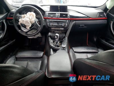 Zdjęcie 8 z 11 samochodu: 2014 BMW 328 I VIN:WBA3A5C59EP603720 - miniatura