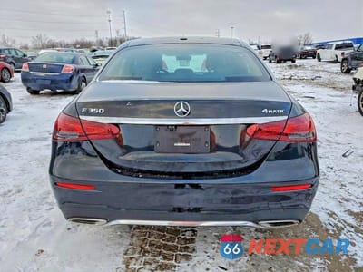 Zdjęcie 6 z 13 samochodu: 2021 MERCEDES-BENZ E 350 4MATIC VIN:W1KZF8EB3MA881233 - miniatura