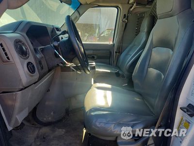 Zdjęcie 7 z 13 samochodu: 2012 FORD E150 UTILITY / SERVICE VAN VIN:1FTNE1EW4CDA98019 - miniatura