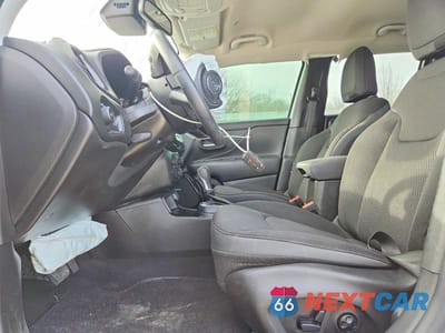 Zdjęcie 7 z 12 samochodu: 2020 JEEP RENEGADE LATITUDE VIN:ZACNJABB5LPL43082 - miniatura