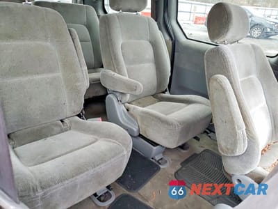 Zdjęcie 11 z 12 samochodu: 2005 KIA SEDONA EX VIN:KNDUP132456769993 - miniatura
